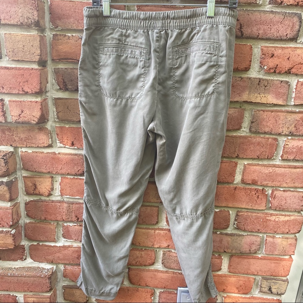 Gap Khaki Drawstring Lyocell Joggers Crop Pants S - image 5